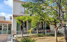 Maison de 3 chambres avec jardin clos et wifi a Monteux